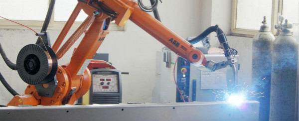 机器人焊接在钣金加工领域的优势有哪些？-开云官方在线登录(中国)有限公司官网
